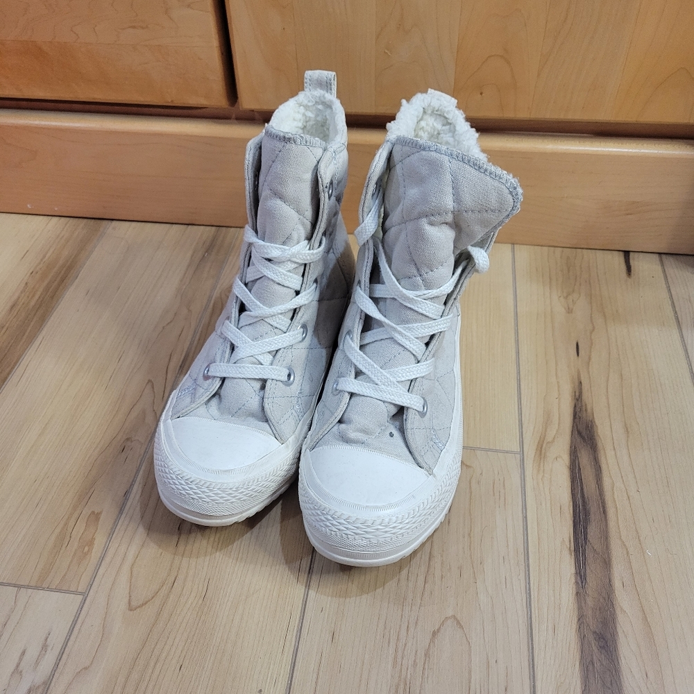 Converse hightops